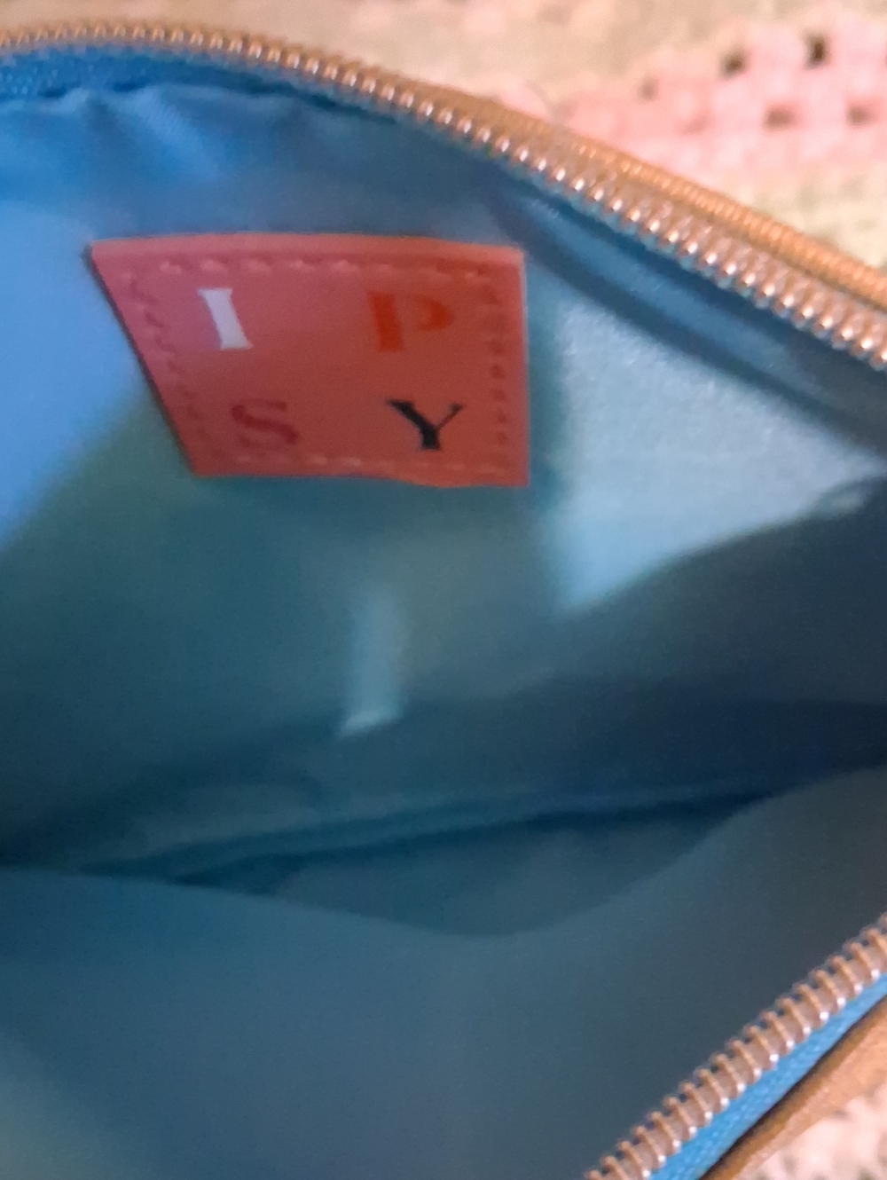 IPSY Case - Picture 5 of 5